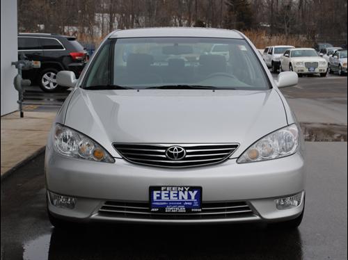 Toyota Camry SEL Sport Utility 4D Other