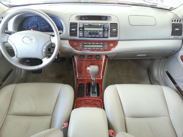 Toyota Camry Ext. Cab 6.5-ft. Bed 4WD Sedan