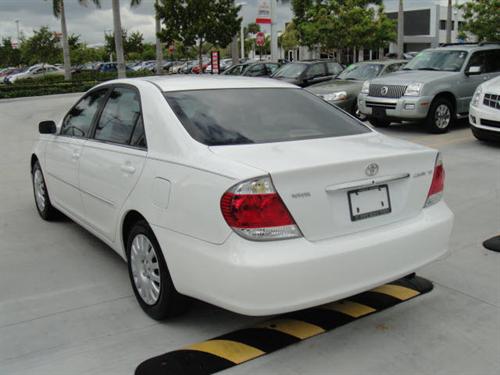 Toyota Camry SEL Sport Utility 4D Other