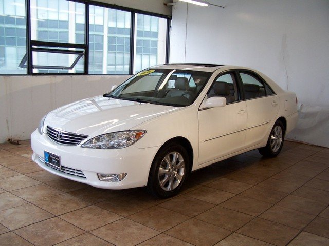 Toyota Camry SEL Sport Utility 4D Other