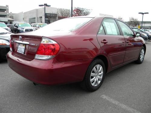 Toyota Camry 2006 photo 2