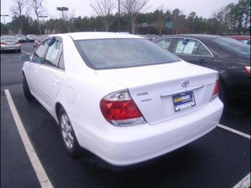 Toyota Camry SEL Sport Utility 4D Other