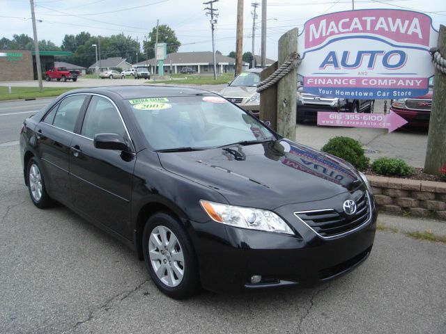 Toyota Camry Ext. Cab 6.5-ft. Bed 4WD Sedan