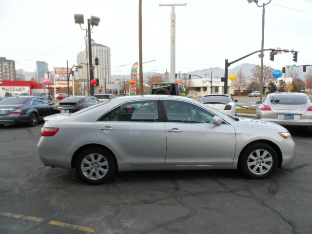 Toyota Camry Ext. Cab 6.5-ft. Bed 4WD Sedan