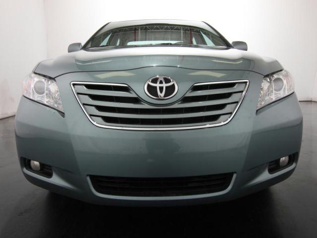 Toyota Camry SEL Sport Utility 4D Sedan