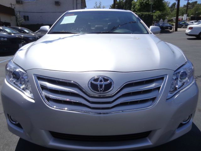 Toyota Camry 2010 photo 1