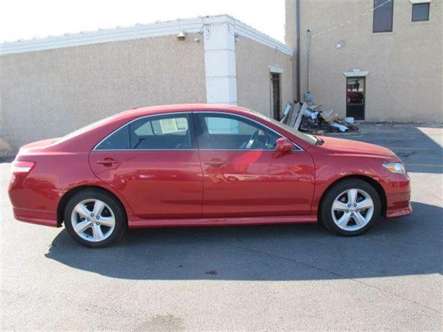 Toyota Camry 2010 photo 2