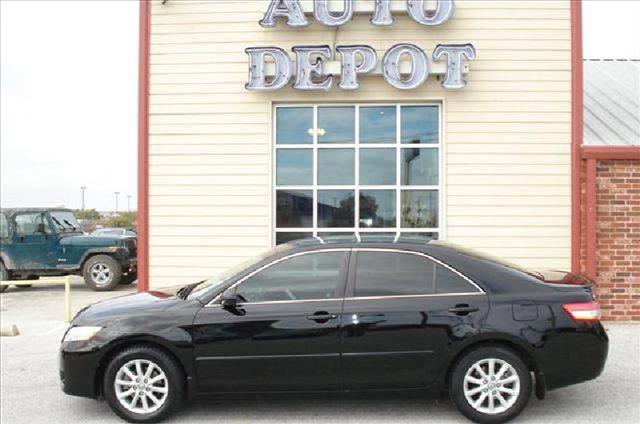 Toyota Camry SEL Sport Utility 4D Sedan