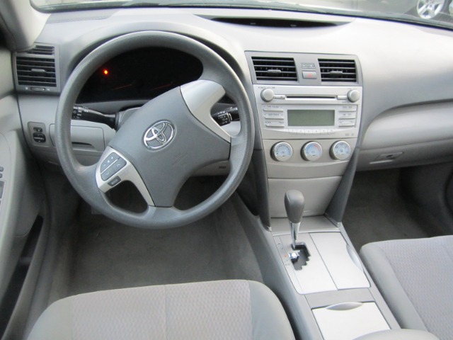 Toyota Camry 2010 photo 1
