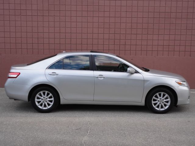 Toyota Camry 2010 photo 1