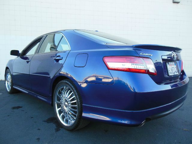 Toyota Camry 2010 photo 2