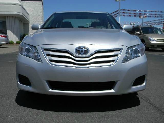 Toyota Camry 2010 photo 2
