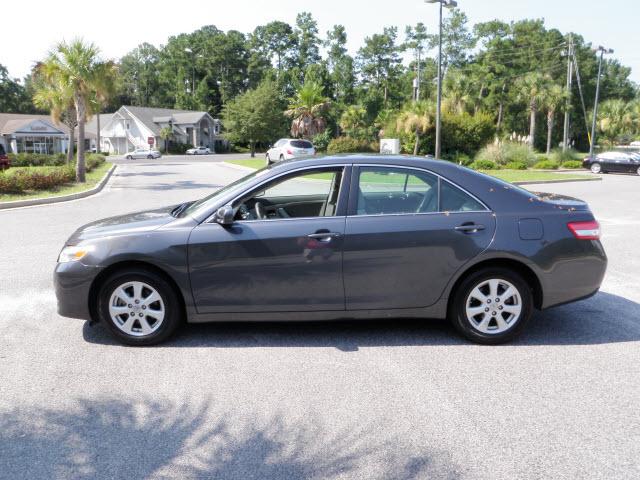 Toyota Camry 2010 photo 1