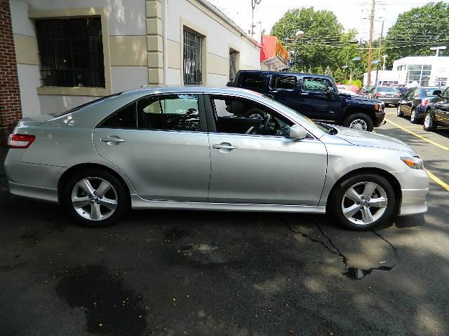 Toyota Camry 2010 photo 1