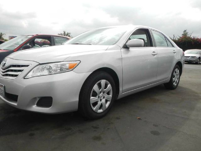 Toyota Camry 2010 photo 1