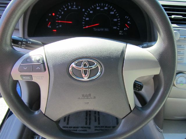 Toyota Camry 2010 photo 14