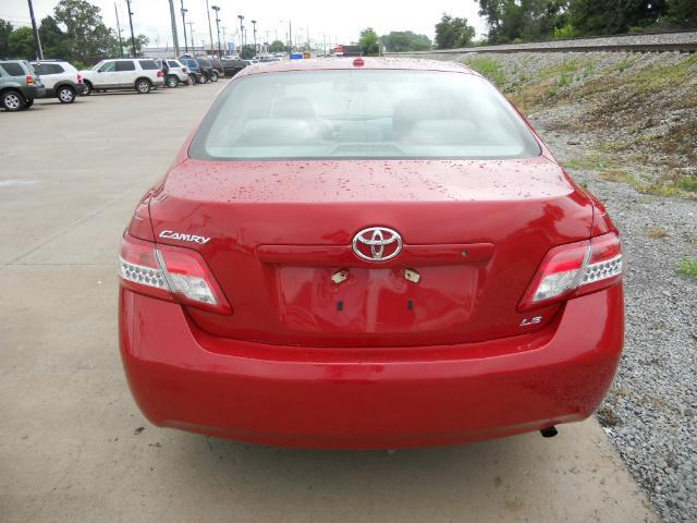 Toyota Camry 2010 photo 1