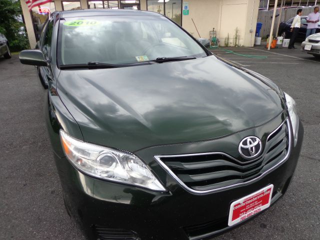 Toyota Camry Limited 3.0R VDC AWD Wagon Sedan