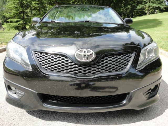 Toyota Camry 2010 photo 2