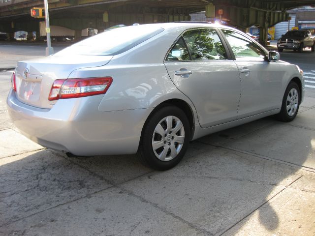 Toyota Camry 2010 photo 1