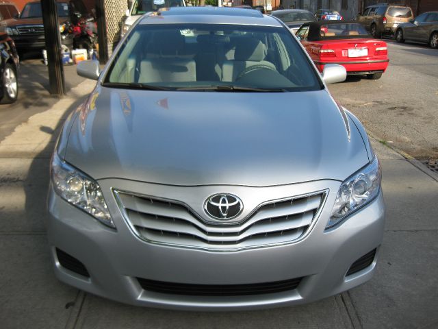Toyota Camry 2010 photo 16
