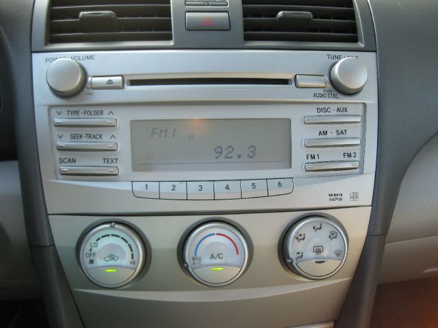 Toyota Camry 2010 photo 9