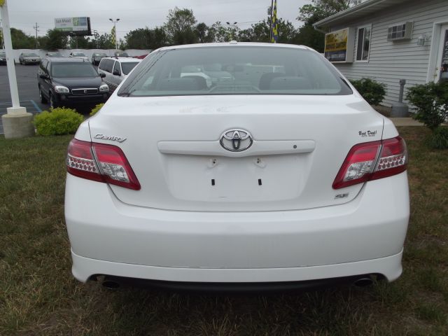 Toyota Camry 2010 photo 5