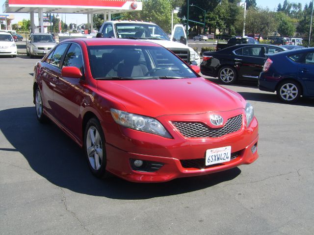 Toyota Camry 2010 photo 2