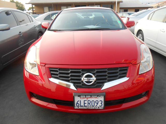 Toyota Camry FX4 Super Crew 4x4 Sedan