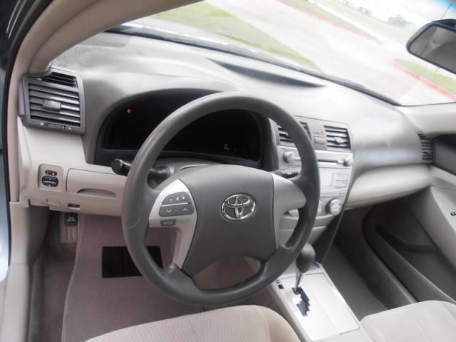 Toyota Camry 2010 photo 16