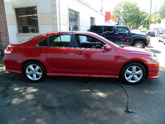 Toyota Camry 2010 photo 1