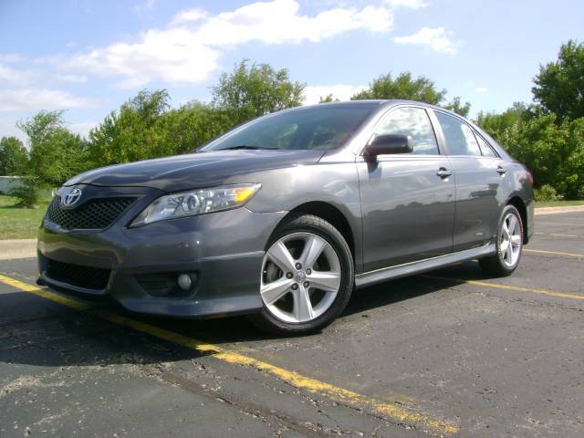 Toyota Camry 2010 photo 1