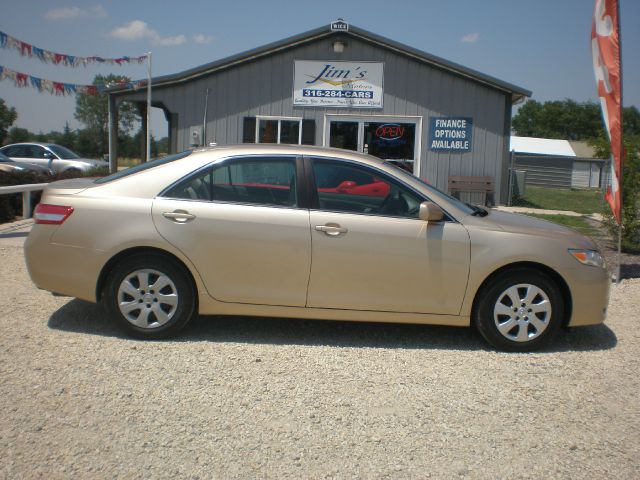 Toyota Camry Enthusiast 2D Roadster Sedan