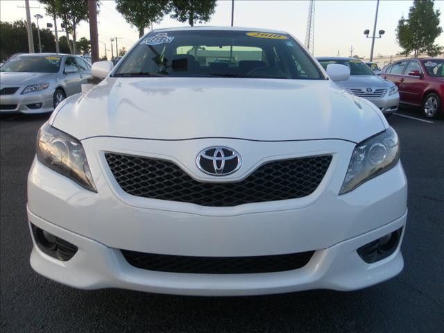 Toyota Camry 2010 photo 1