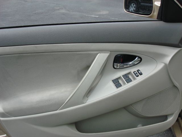 Toyota Camry 2010 photo 14