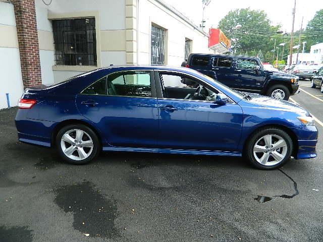 Toyota Camry 2010 photo 1