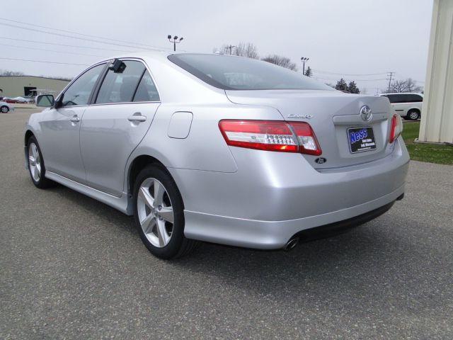 Toyota Camry 2010 photo 2