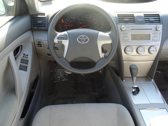 Toyota Camry 2011 photo 4