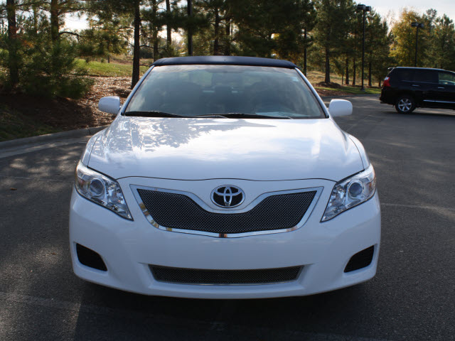 Toyota Camry 2011 photo 1