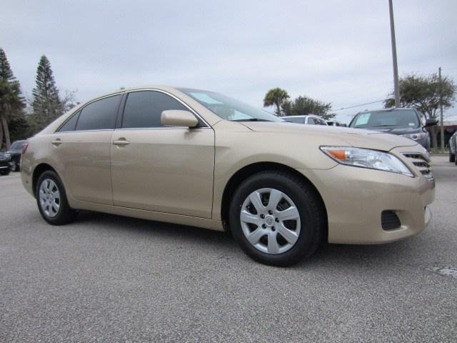 Toyota Camry 2011 photo 1