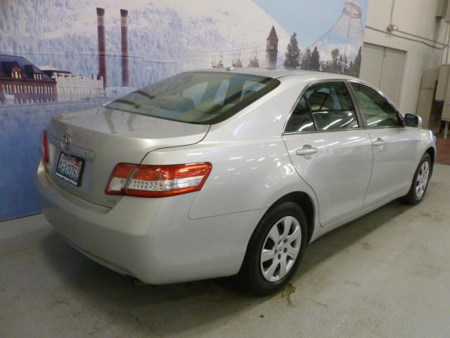 Toyota Camry 2011 photo 2