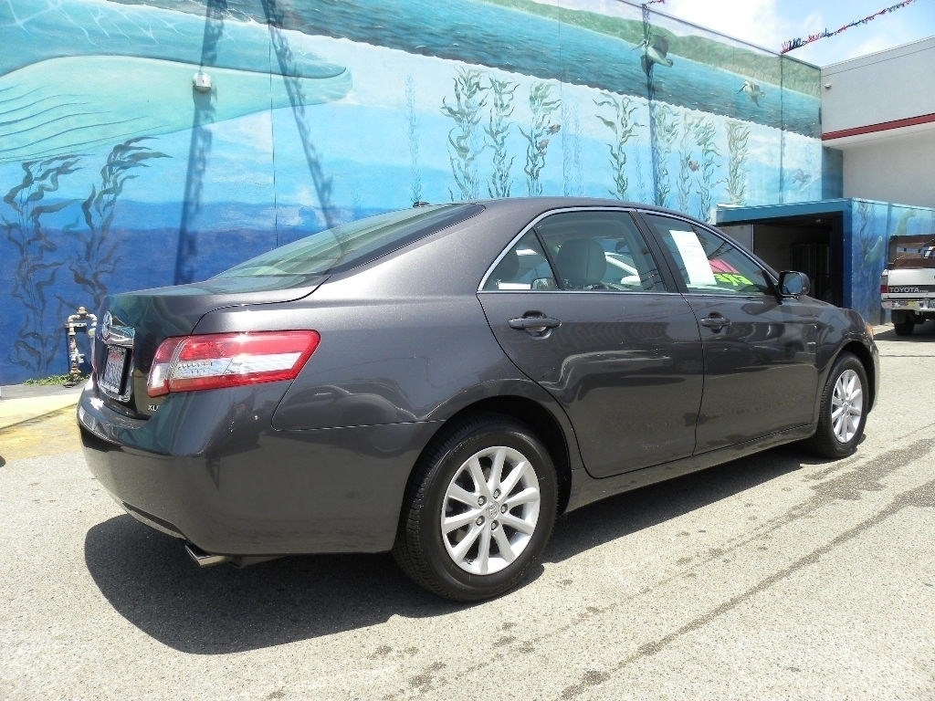 Toyota Camry 2011 photo 1