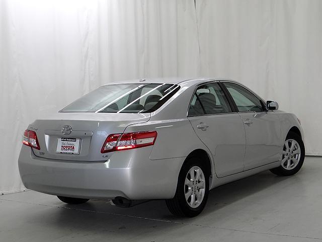 Toyota Camry 2011 photo 1