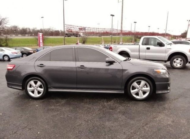 Toyota Camry 2011 photo 3