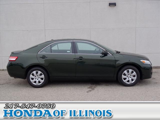 Toyota Camry 2011 photo 2