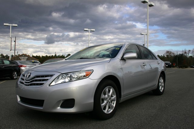 Toyota Camry 2011 photo 2