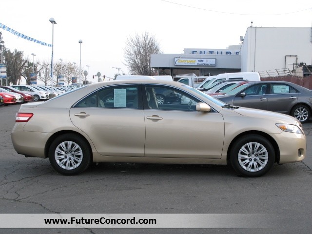 Toyota Camry 2011 photo 4