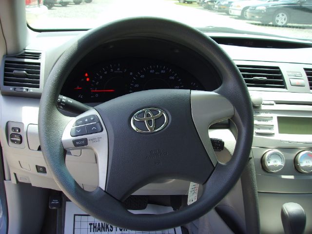 Toyota Camry 2011 photo 2