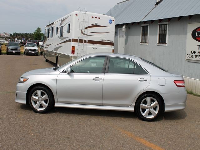 Toyota Camry 2011 photo 1