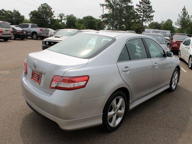Toyota Camry 2011 photo 2